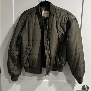Never worn. Beautiful olive green Thread and Supply bomber jacket. Size small.